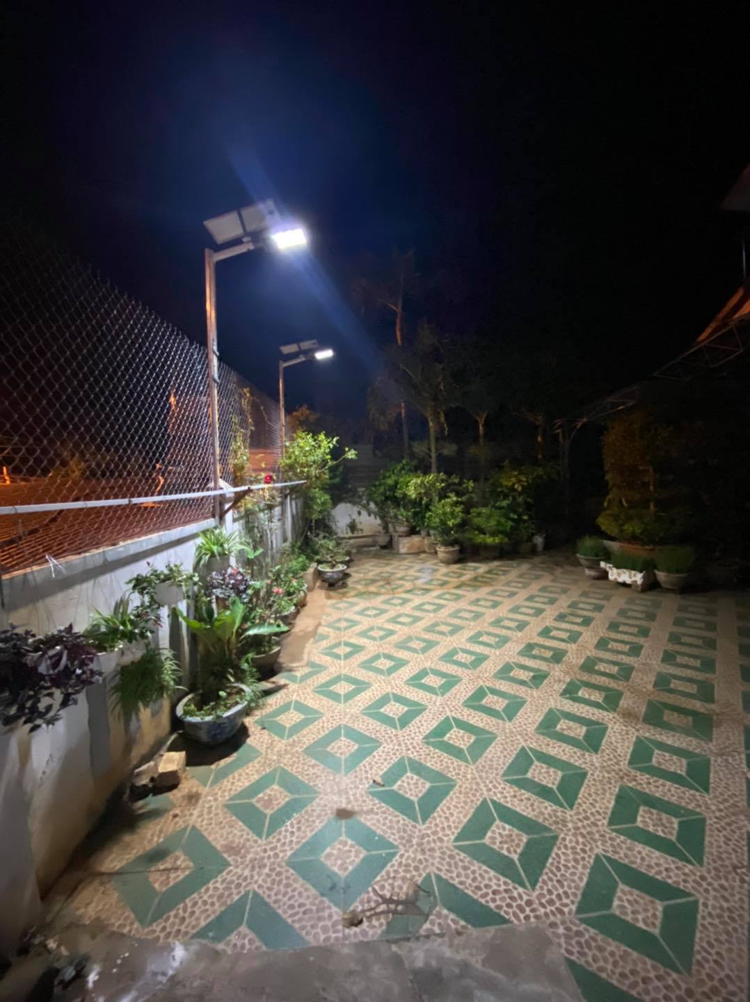 Đèn năng lượng mặt trời 