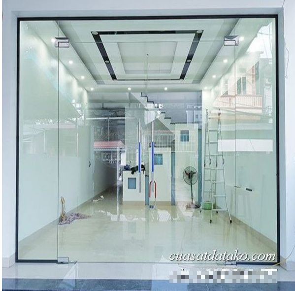 Cửa kính cường lực