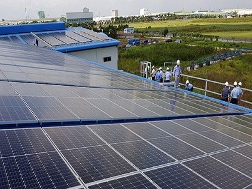 Hệ thống điện mặt trời trên mái nhà xưởng công ty Dinsen