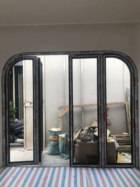 Cửa nhôm kính 