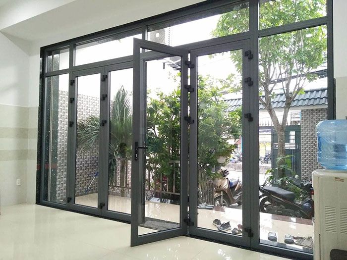 Cửa nhôm kính 