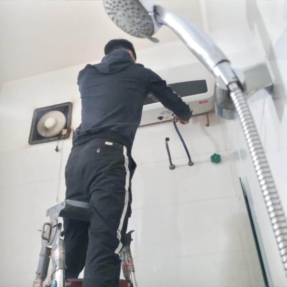Sửa máy nước nóng