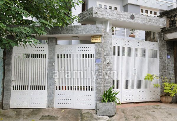 Cửa sắt  