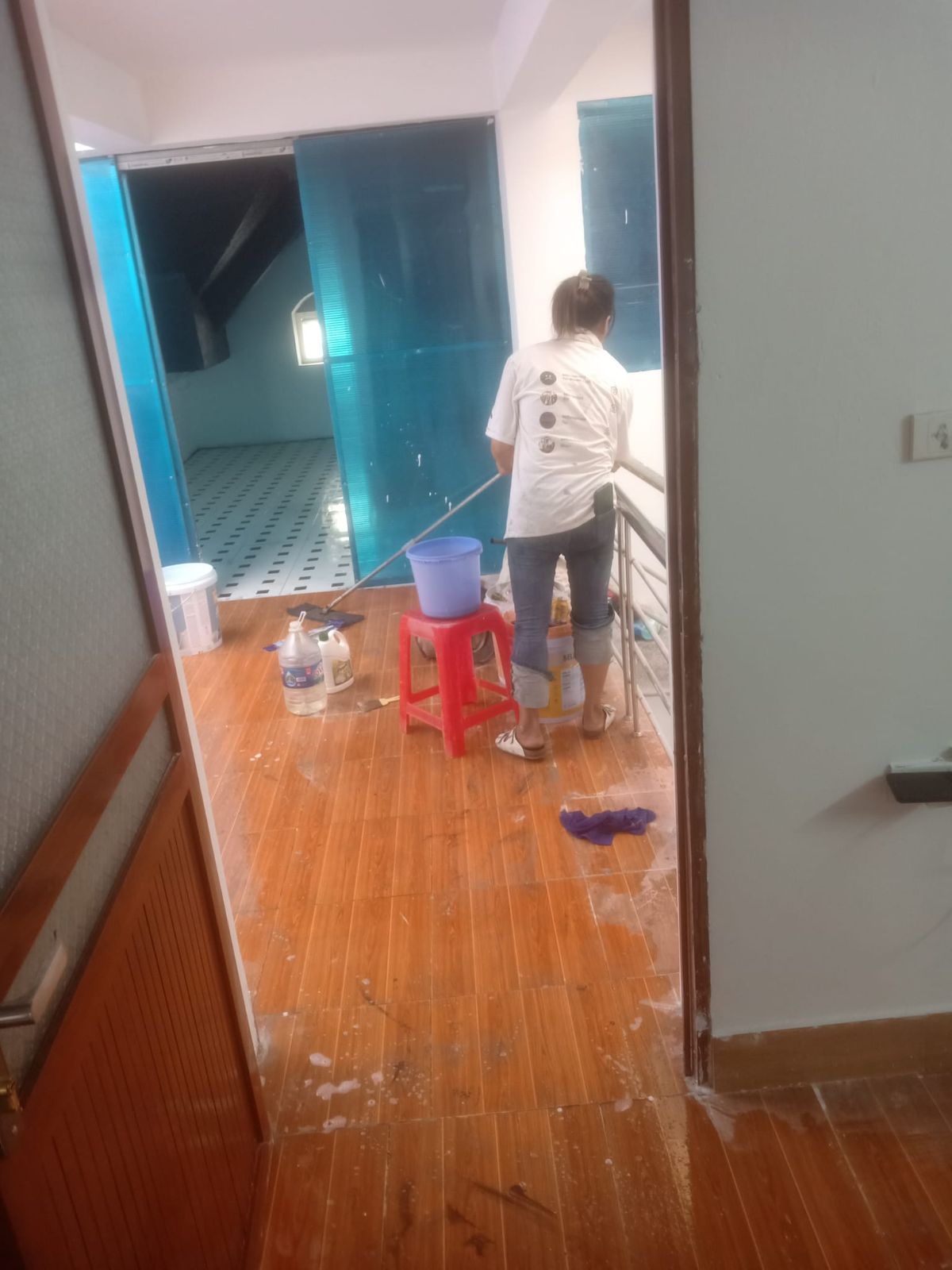 Dịch vụ vệ sinh nhà ở 