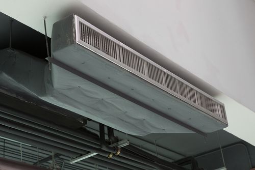Lắp máy lạnh giấu trần 