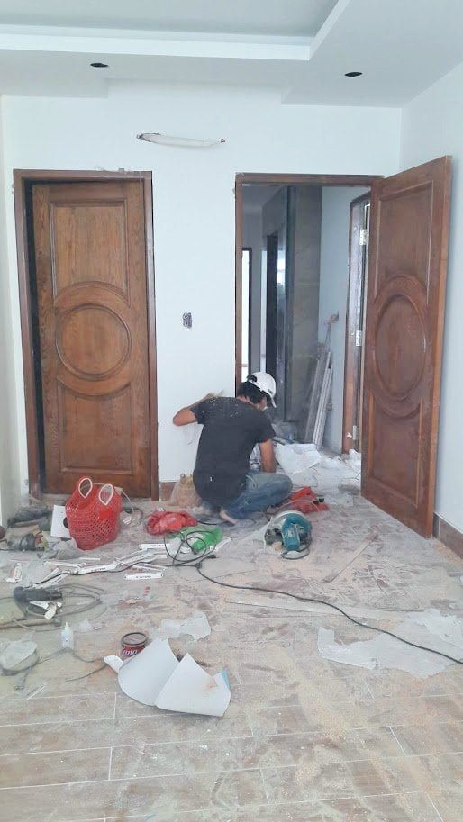  Dịch vụ sửa chữa cửa gỗ 