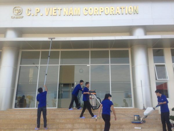Vệ sinh công nghiệp văn phòng
