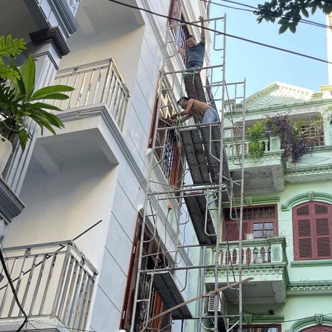 Đội thợ sửa nhà 