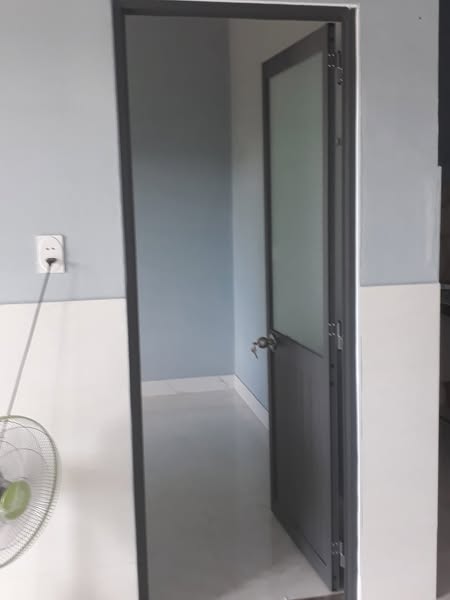 Lắp cửa nhôm kính
