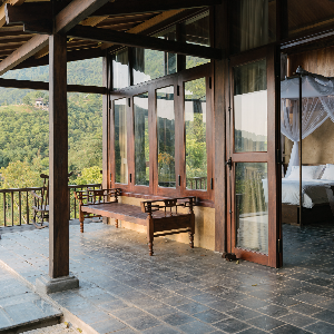 LILYs HOME  RETREAT
