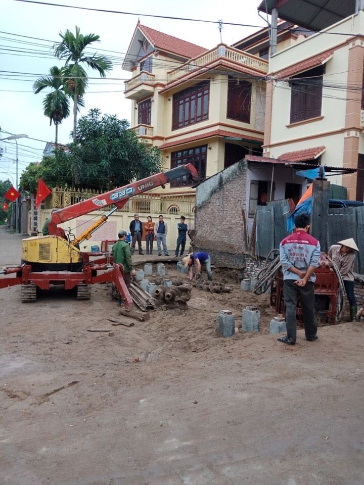 Phá dỡ công trình 