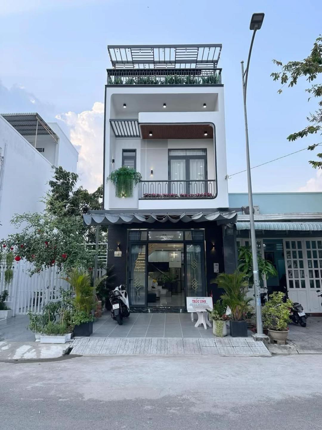 Xây dựng nhà lâu